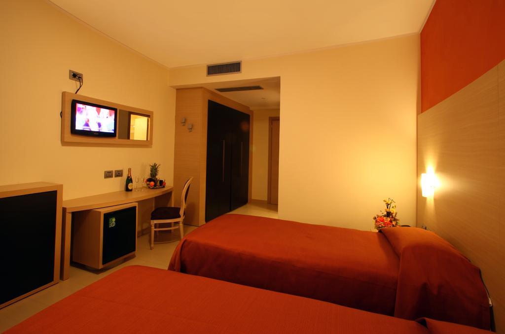 La Felce Imperial Hotel Diamante Camera foto