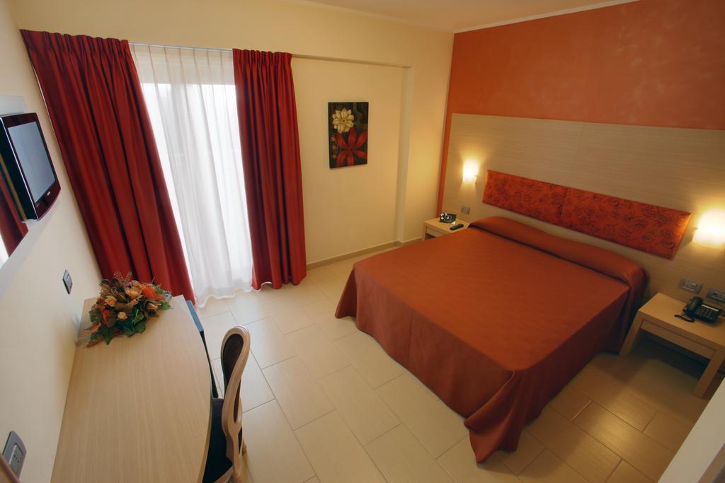 La Felce Imperial Hotel Diamante Camera foto